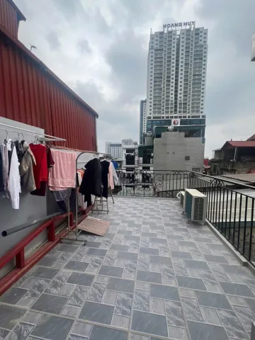✅ Nguyễn Trãi, Nhà Đẹp Ở Luôn, Hàng Xóm Vinhome Cao Xà Lá, DT 30m2, 5 Tầng, Giá 7.7 Tỷ