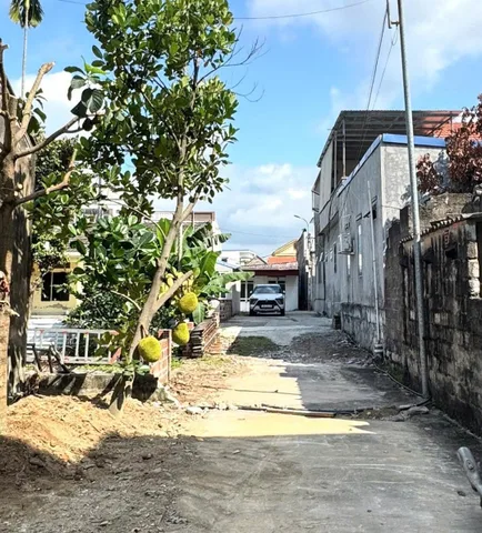 Bán 60 m Thiên Hương ngõ ô tô 7 chỗ đỗ cửa cách đường thôn 120m. Đi 10 p ra vsip.l/h:076,231.9990 em Thúy