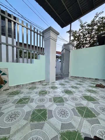 🔥 Bán nhà 1 trệt 1 lững ngay chợ Ga - Vĩnh Thạnh
• Diện tích: 96,8m2
• Nhà có gác lừng, công năng: 3 phòng ngủ, toilet, khách, bếp...