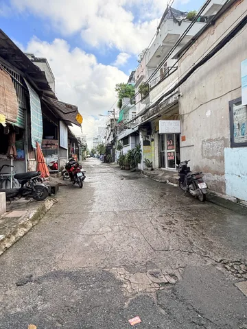 Bán đất 2088m² full thổ cư ngang 43m giá 110 tỷ tại Phường Linh Xuân