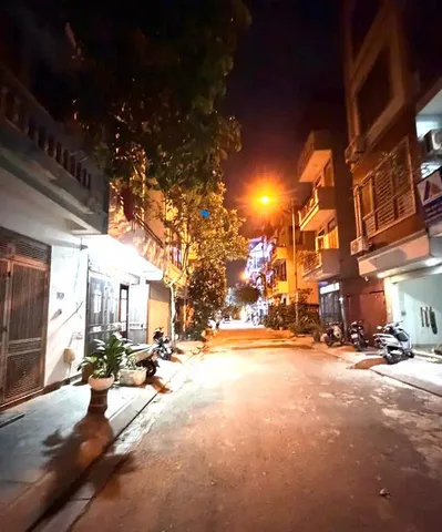 SIÊU PHẨM MẶT PHỐ, VỈA HÈ KINH DOANH VIỆT HƯNG, LONG BIÊN, GIÁ ĐẦU TƯ 42M² 12.5 TỶ