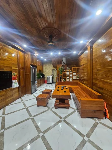 Bán nhà Trường Chinh - Thanh Xuân – Giá 14.8 tỷ – DT 45m² x 6 tầng – MT 4m – vị trí trung tâm, nội thất đẹp, gần phố