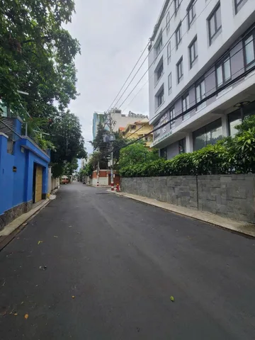 BÁN NHÀ 5 TẦNG - KHU VIP BÀNH VĂN TRÂN - GẦN 60M2, NGANG SÁT 5M, HXH SÁT HXT - HƠN 10T