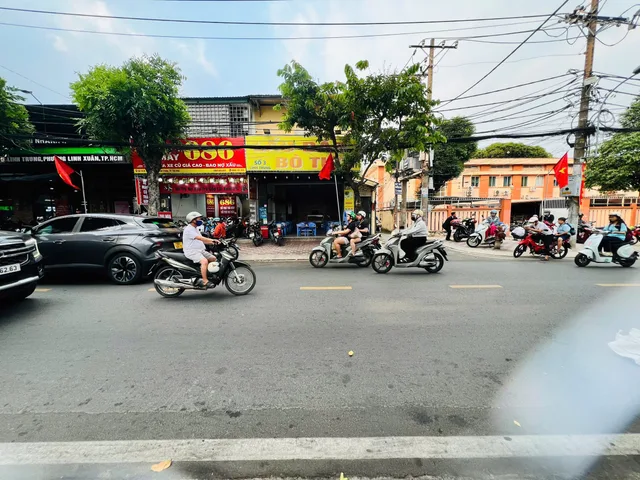 BÁN NHÀ 1 TRỆT 1 LẦU VÀ DÃY 9 PHÒNG TRỌ  GÓC 2 MẶT TIỀN ĐƯỜNG LINH TRUNG , LINH TRUNG– 146.9M2