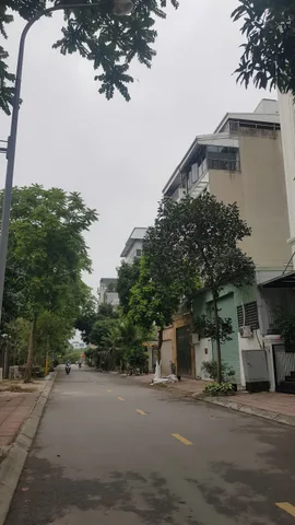 Bán Đất 60m² thổ cư 60m² giá 14.95 tỷ tại Phường Việt Hưng Hà Nội