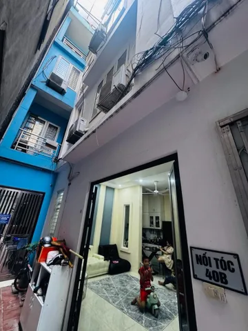 🏡 BÁN NHÀ HỒ TÙNG MẬU, CẦU GIẤY – 37m² – 5 TẦNG – MẶT TIỀN 3.7m – 5 PHÒNG NGỦ – FULL NỘI THẤT CAO CẤP – SÂN THƯỢNG CHILL – GIÁ 10.89 TỶ 🔥
