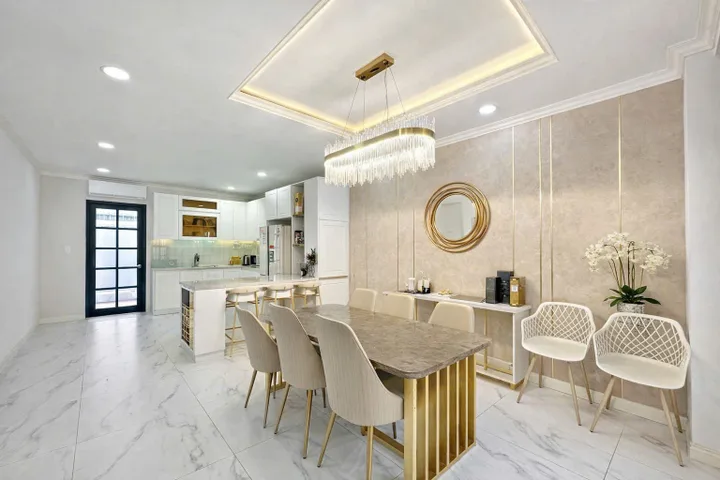 Cho thuê Nhà riêng 300m² giá 90 triệu/ tháng tại Phường Phú Mỹ Quận 7 TP. Hồ Chí Minh