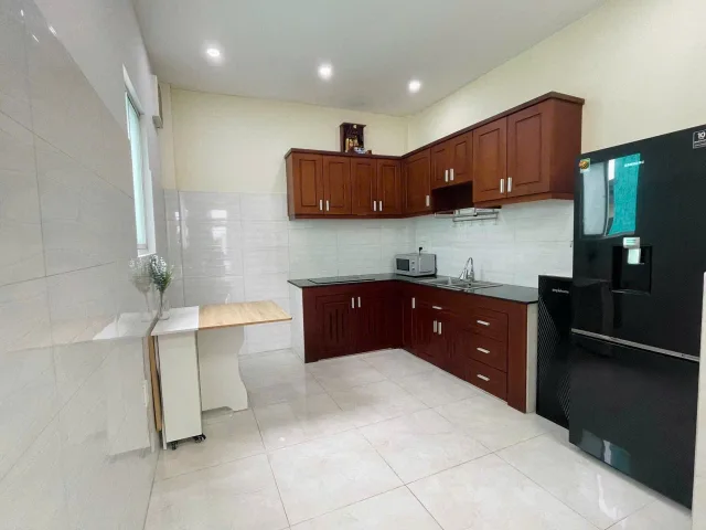 Bán NHÀ 4 TẦNG TÔN THẤT THUYẾT 4 PHÒNG NGỦ QUẬN 4