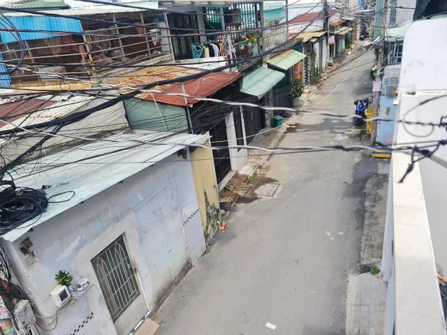 KHA VẠN CÂN HẺM KẾ BÊN CÔNG AN PHƯỜNG CŨ - NHÀ ĐẸP XE HƠI TỚI CỬA