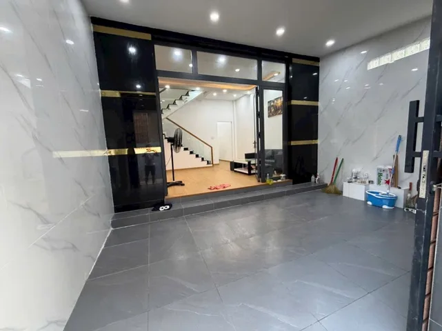 Bán Nhà riêng 110m² thổ cư 110m² giá 5.5 tỷ tại Đường Tỉnh Lộ 10 Phường Tân Tạo TP. Hồ Chí Minh