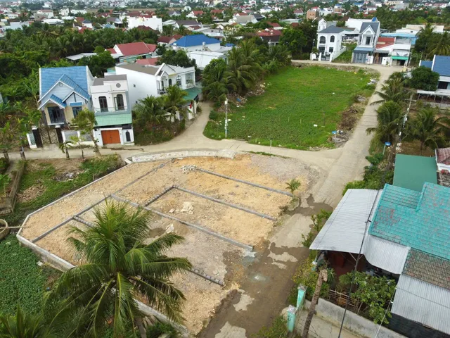 CHỈ 800tr CÓ NGAY 81m2 NGÃ 3, MẶT ĐƯỜNG BETONG THÔNG NGANG 6 DIÊN ĐIỀN
