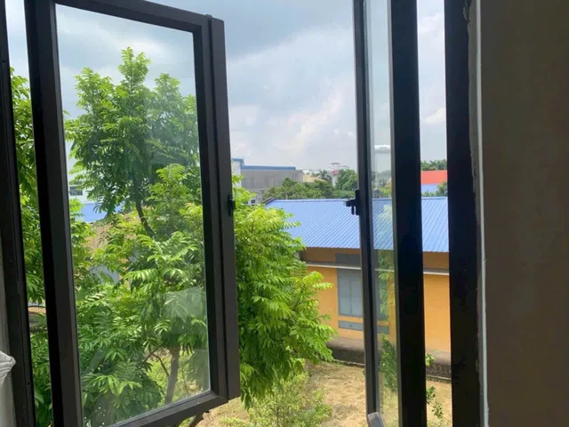 Bán Nhà riêng 35m² thổ cư 30m² giá 9 tỷ tại Đường Nguyễn Văn Linh Phường Long Biên Hà Nội