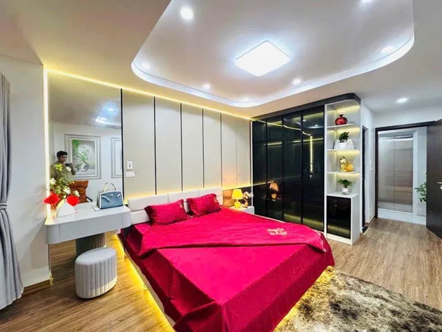 BÁN NHÀ PHỐ Ô ĐỒNG LẦM - TẶNG FULL NỘI THẤT CAO CẤP - SÁT HỒ BA MẪU - 7 TẦNG THANG MÁY CHẠY ÊM RU