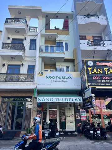 Bán nhà mặt tiền kinh doanh 4 Tầng - Dt: 4x17m - Giá 12,5 tỷ , Đường Văn Cao quận Tân Phú