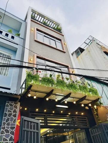 Bán Nhà cực đẹp ngay vị trí trung tâm 3 tỷ 890tr/82m2 Võ Văn Tần, Q3. SHR sang tên công chứng ngay