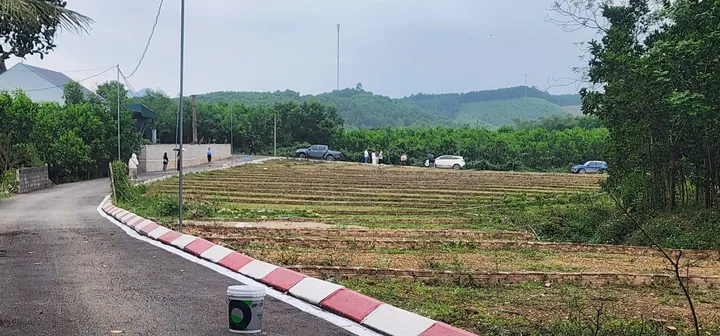 🔥 185 triệu sở hữu lô đất 89.5 m² đất An Bình – Lạc Thủy
📍 Giá chỉ khoảng 2 triệu/m²