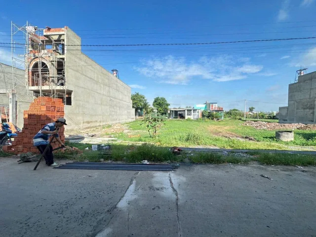 Bán gấp lô đất ngay Đường Tỉnh lộ 9 Xã Mỹ Hạnh Bắc sổ hồng hỗ trợ vay