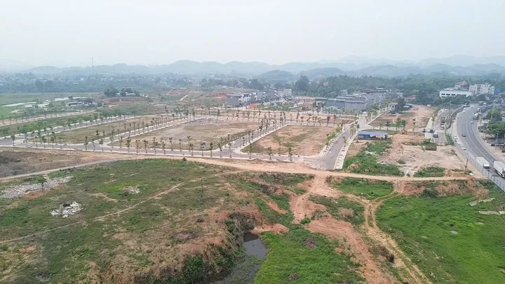 Bán Đất 100m² thổ cư 100m² giá 2.65 tỷ tại Đường Quốc Lộ 1A Thị trấn Hữu Lũng Huyện Hữu Lũng Lạng Sơn