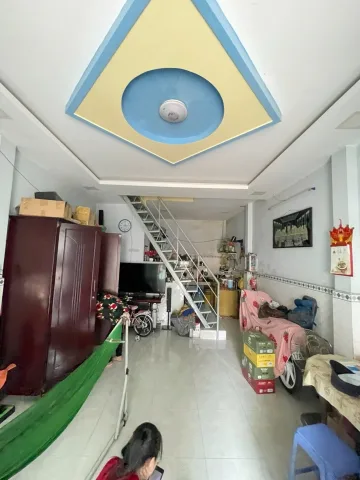 Bán Nhà riêng 32m² thổ cư 32m² giá 2.75 tỷ tại Phường Bình Trị Đông TP. Hồ Chí Minh