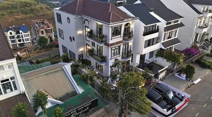 Căn villa luxury đẳng cấp nhất khu An Sơn. xây dựng tâm huyết cả một kiệt tác của gia chủ tại Đà Lạt
