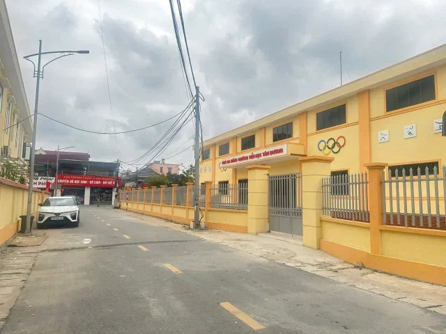 Bán Đất 50.5 m giá 2.05 tỷ tại Tân Dương Huyện Thuỷ Nguyên Hải Phòng.l/h:076.231.9990 e Thúy