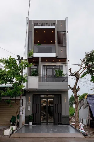 NHÀ PHỐ TRUNG TÂM THÀNH PHỐ THỦ DẦU MỘT BÌNH DƯƠNG CHỈ 2TỶ550