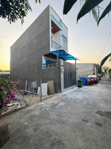 Bán Đất Nguyễn Văn Tăng P Tăng Nhơn Phú TP Thủ Đức 67m2 full Thổ Cư Hẻm Xe Hơi Giá 3.95 Tỷ. gần Ngã Ba Mỹ Thành Lê Văn Việt