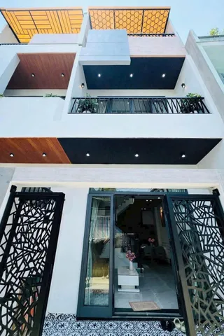 Nhà 3 tầng Phạm Văn Nghị giá 5 tỷ 750 📌📌📌LÀM VIỆC TRỰC TIẾP GIÁ TỐT !!!