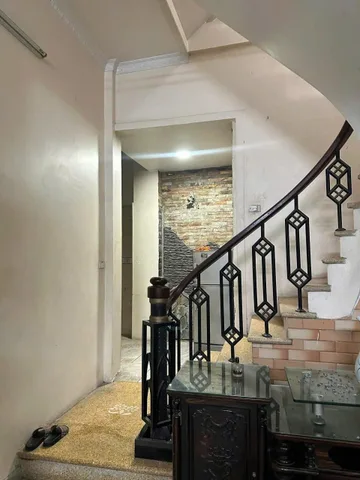 Cho thuê Nhà riêng tại Đường Giếng Mứt Phường Bạch Mai Quận Hai Bà Trưng Hà Nội - 42M² 4 Tầng 4 Ngủ - Giá Thuê 10tr