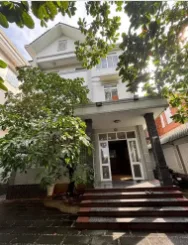 🔥 TÒA NHÀ VĂN PHÒNG 3 TẦNG KHU ĐỒI 2 BÌNH GIÃ – DIỆN TÍCH KHỦNG 400M² – SÂN RỘNG ĐẬU Ô TÔ – CẢI TẠO TỰ DO GIÁ 22.680.000 Đ/THÁNG 🔥