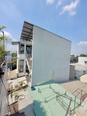BÁN NHÀ ĐƯỜNG 61, PHƯỚC LONG B, QUẬN 9 - DT 646M2 - 2 MẶT HẺM SÁT MẶT TIỀN GỒM 29 CHDV CÓ DÒNG TIỀN ĐỈNH CAO - GIÁ 42 TỶ