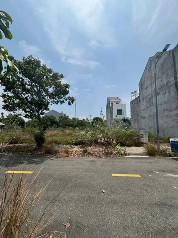 Bán Đất 100m² thổ cư 100m² giá 1.5 tỷ tại Phường Hòa Lợi Thị xã Bến Cát Bình Dương