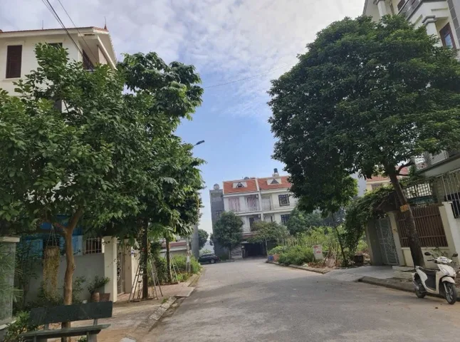 Bán Đất 131m² thổ cư 131m² giá 15.5 tỷ tại Đường Nguyễn Quyền Phường Võ Cường Thành phố Bắc Ninh Bắc Ninh