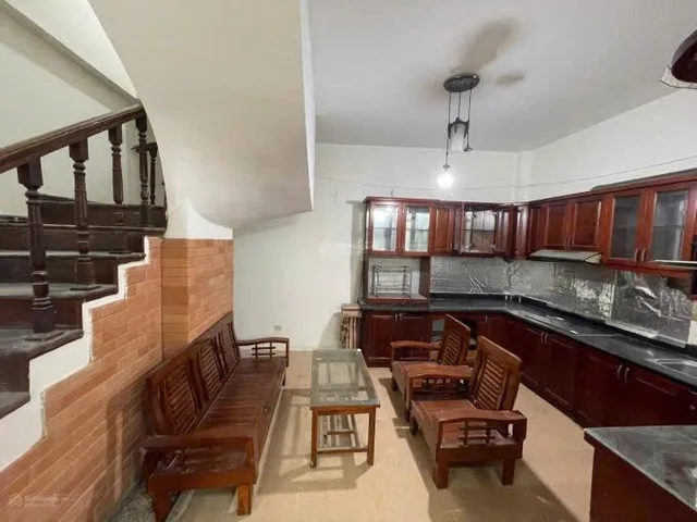 Cho thuê tại Đường Quan Hoa Phường Quan Hoa Quận Cầu Giấy Hà Nội 40M² 5 Tầng 4 Ngủ - Giá Thuê 20tr