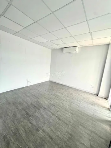 Cho thuê Văn phòng 144m² giá 130 triệu/ tháng tại Phường Bình Thạnh TP. Hồ Chí Minh