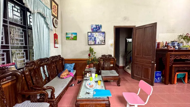 Bán Nhà riêng 125m² thổ cư 120m² giá 32.4 tỷ tại Đường Bồ Đề Phường Bồ Đề Hà Nội