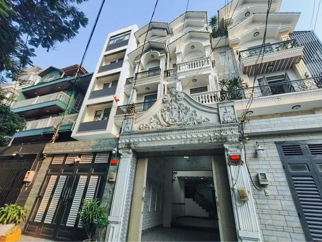Hẻm 8m Hoàng Bất Đạt, 72m2 4x18, 5 tầng, 5PN, khu dân trí cao, Chỉ 9.7 tỷ TL