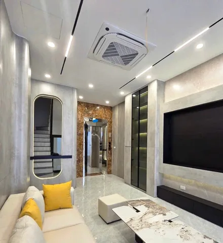 BÁN NHÀ THƯỢNG THANH, VIỆT HƯNG 40M²- 6 TẦNG THANG MÁY, NGÕ NÔNG RỘNG, GẦN Ô TÔ