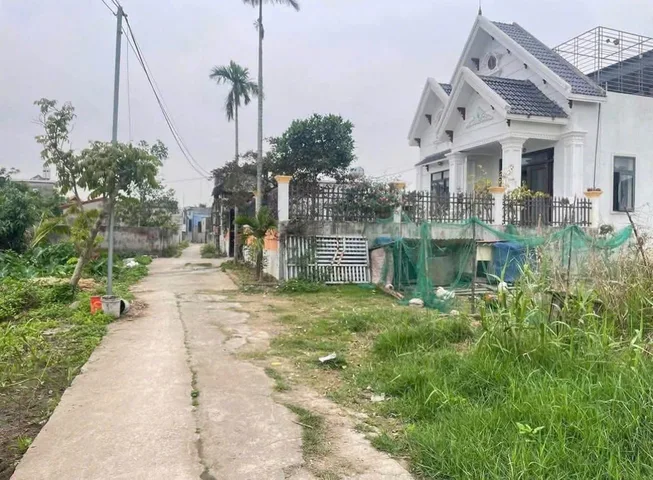 1KM80 BẮT ĐÁY ĐẤT TRUNG TÂM TÂN LINH MINH TÂN - 80M² VUÔNG ĐẸP - GIÁ SỐC CHỈ LOANH QUANH 11TR/M² (~880 TRIỆU)