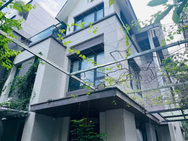 Bán Biệt Thự 200m² thổ cư 200m² giá 73.8 tỷ tại Phường Hoàng Liệt Hà Nội