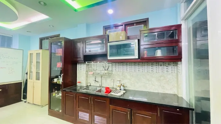 NHÀ 4 TẦNG TRƯỜNG CHINH – DT 80M² – NGANG 4.2M – CHỈ 9.95 TỶ