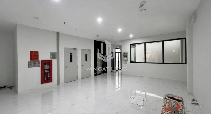 🔥 SIÊU PHẨM TOÀ TRÁP THƯƠNG MẠI MỚI TOANH 6 TẦNG MẶT TIỀN HOÀNG HOA THÁM (P. THẮNG TAM) – THẾ ĐẤT NỞ HẬU ĐẮC LỘC – CÓ SẴN HẦM XE, THANG MÁY & PCCC ĐẠT CHUẨN GIÁ 120 TRIỆU! 🔥