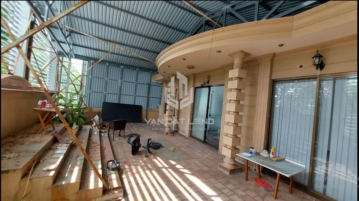 🔥 SIÊU PHẨM TOÀ THÁP THƯƠNG MẠI MẶT TIỀN LÊ HỒNG PHÒNG – BỀ NGANG KHỦNG GẦN 12M – 1.200M² SÀN TRỐNG SUỐT – ĐẦY ĐỦ BÌA HOÀN CÔNG & PCCC ĐẠT CHUẨN GIÁ 150 TRIỆU! 🔥