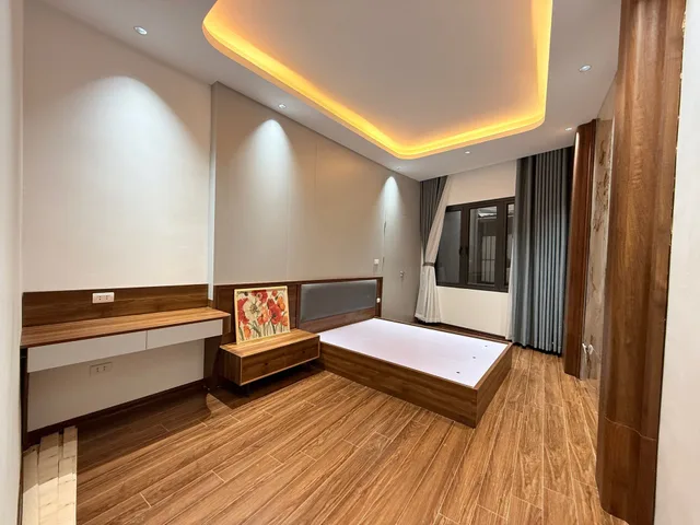 SỐNG THƯỢNG LƯU LÕI ĐỐNG ĐA - NHÀ MỚI KÍNH KOONG - 6 TẦNG THANG MÁY - SÁT HỒ BA MẪU - GIÁ TẦM 9 TỶ