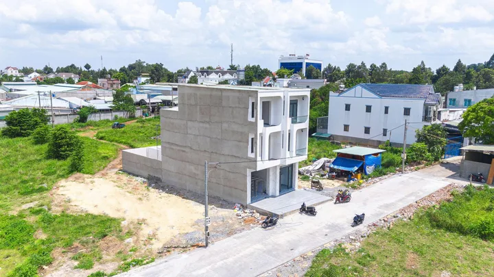 Bán Nhà riêng 120m² thổ cư 120m² giá 1.5 tỷ tại Đường Hồ Văn Cống Phường Tương Bình Hiệp Thành phố Thủ Dầu Một Bình Dương