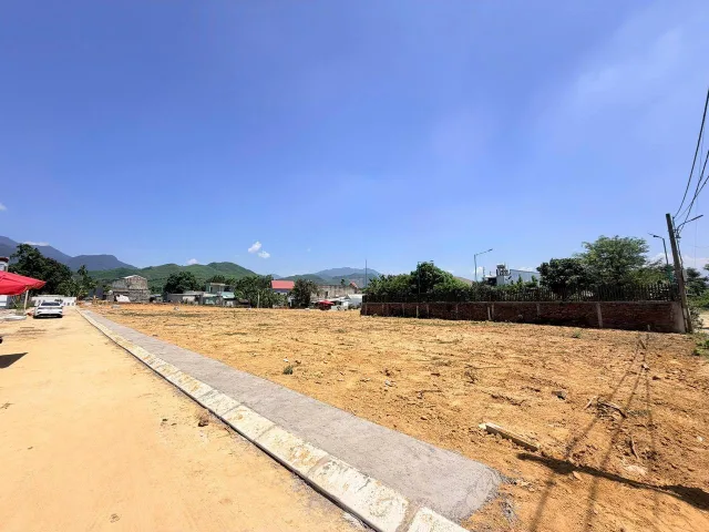 Bán Đất 120m² thổ cư 120m² giá 1.6 tỷ tại Xã Bà Nà Đà Nẵng
