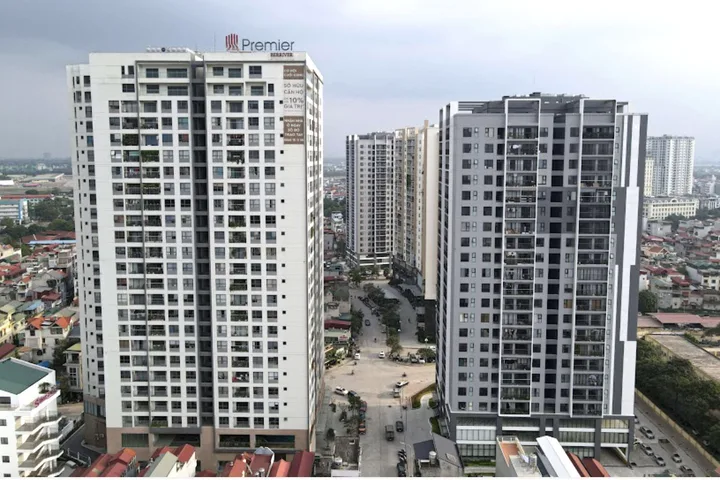 Bán Căn hộ chung cư 64m² giá 6.8 tỷ tại Đường Nguyển văn Cừ Phường Bồ Đề Hà Nội