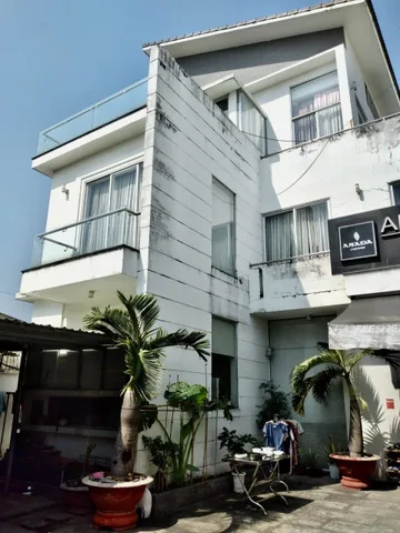 BÁN NHÀ PHƯỚC LONG A, QUẬN 9 - DT 423M2 - NHÀ 4 TẦNG - 8PN - GIÁP PHƯỚC BÌNH - GIÁ 24 TỶ