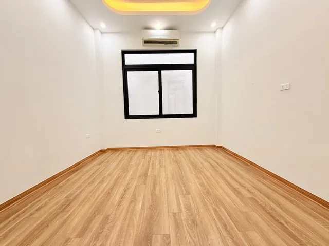 Bán Nhà riêng 40m² 6t  giá 7.9 tỷ tại Phường Văn Miếu - Quốc Tử Giám Hà Nội
Lh: 0377224604
