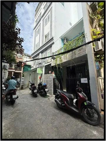 Nhà xinh rẻ 4 x 14m 1 trệt 2 lầu Ngô Gia Tự Q10 TP.HCM